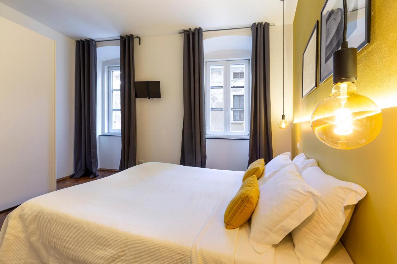 Tram Apartment For 4 Guests Трієст Екстер'єр фото